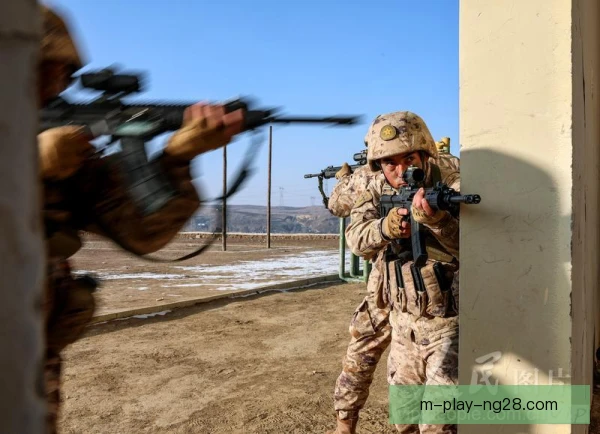 某工兵型中场战术执行，覆盖拦截串联转换效果突出